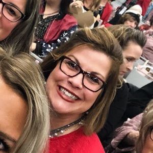 Meet your Posher, Marcia